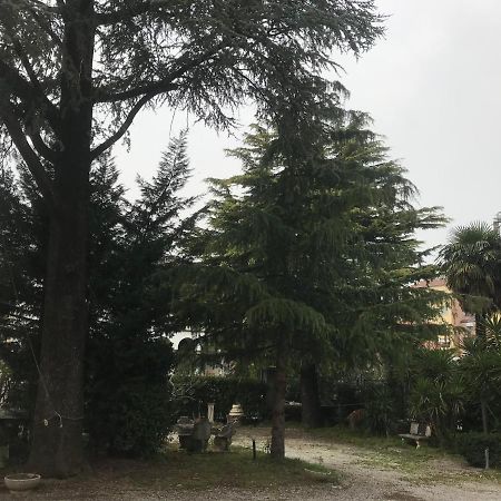B&B " Guzzi - Inn " Mandello del Lario Zewnętrze zdjęcie